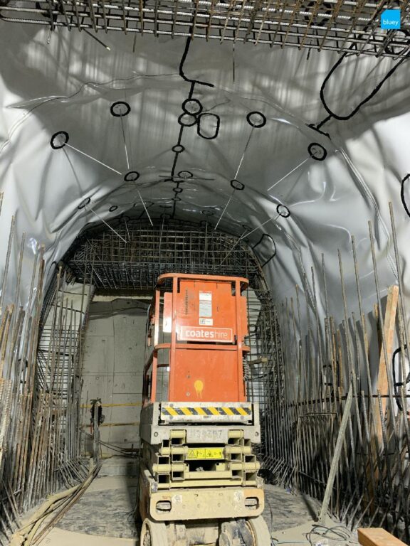 Installation of VLDPE Tunnel Liner membrane to a cross passage