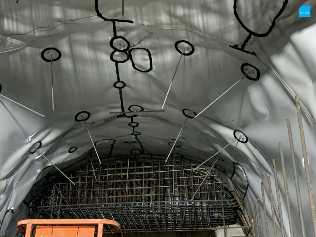 Installation of VLDPE Tunnel Liner membrane to a cross passage