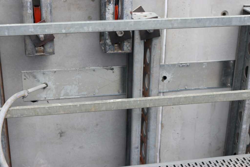 Precast panel grouting with our thixotropic grout - BluCem HS400